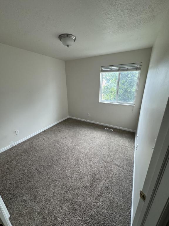 Building Photo - 130 S 200 W
