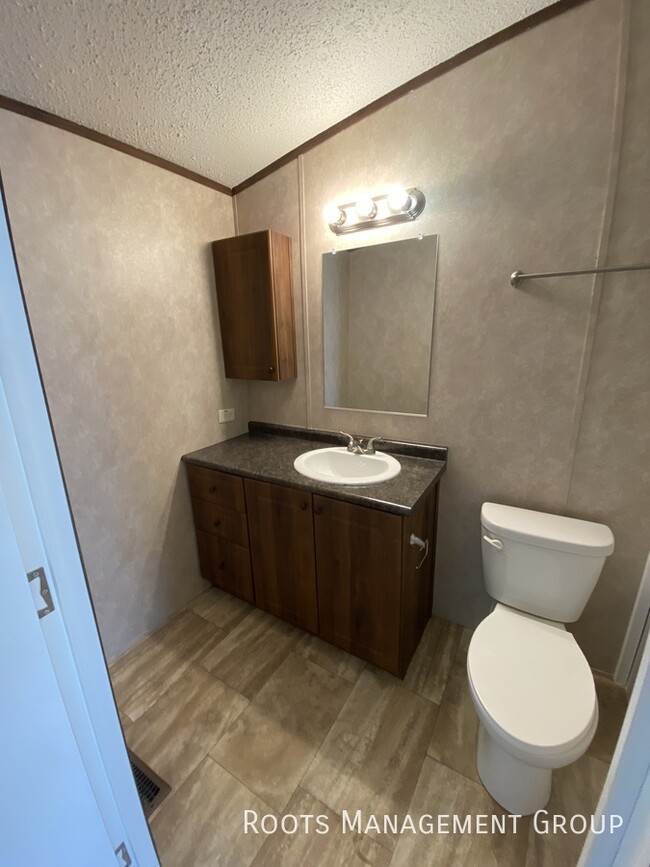 Building Photo - Home Available to Lease - Apply Today!
