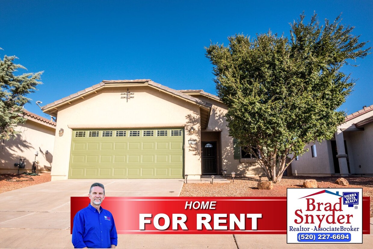 Primary Photo - Great Open Floor Plan 3 Bedroom, 2 Bath, C...