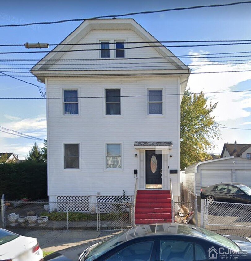 44 Emerson St Unit 2, Carteret, NJ 07008 Room for Rent in Carteret