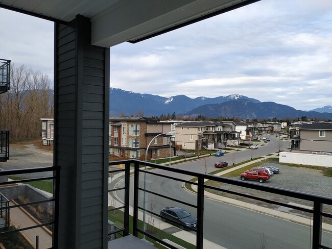 Building Photo - 45562 Airport Rd