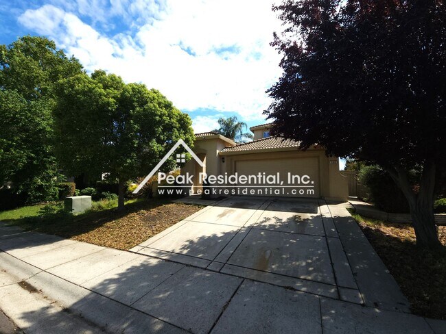 Foto del edificio - Very Nice North Natomas 3bd/2.5ba With 2 C...