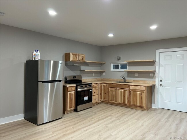 Building Photo - 3304 NY-343