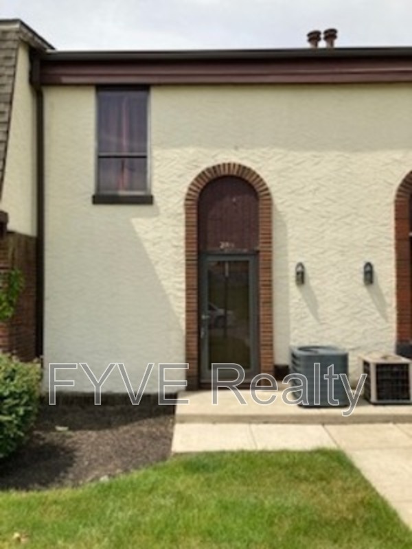 Foto principal - 2011 Baldwin Rd