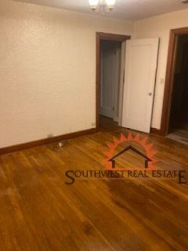 Building Photo - 2 Bed 2 Bath in Texico