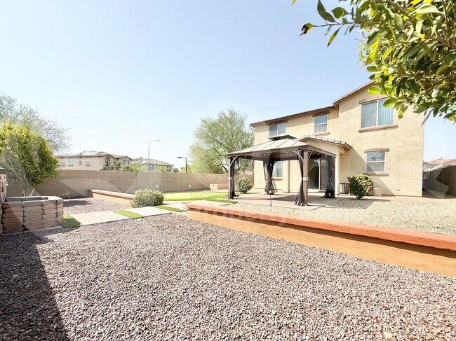 Building Photo - 218 N 109th Dr