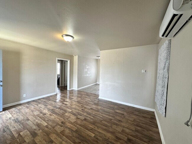 Foto del edificio - 4210 S Harrison St