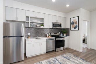 Interior Photo - Arborview on the River
