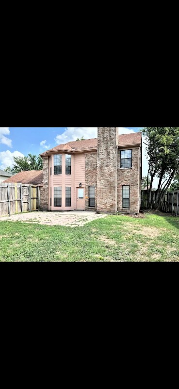 Foto principal - 1803 Shoreline Dr