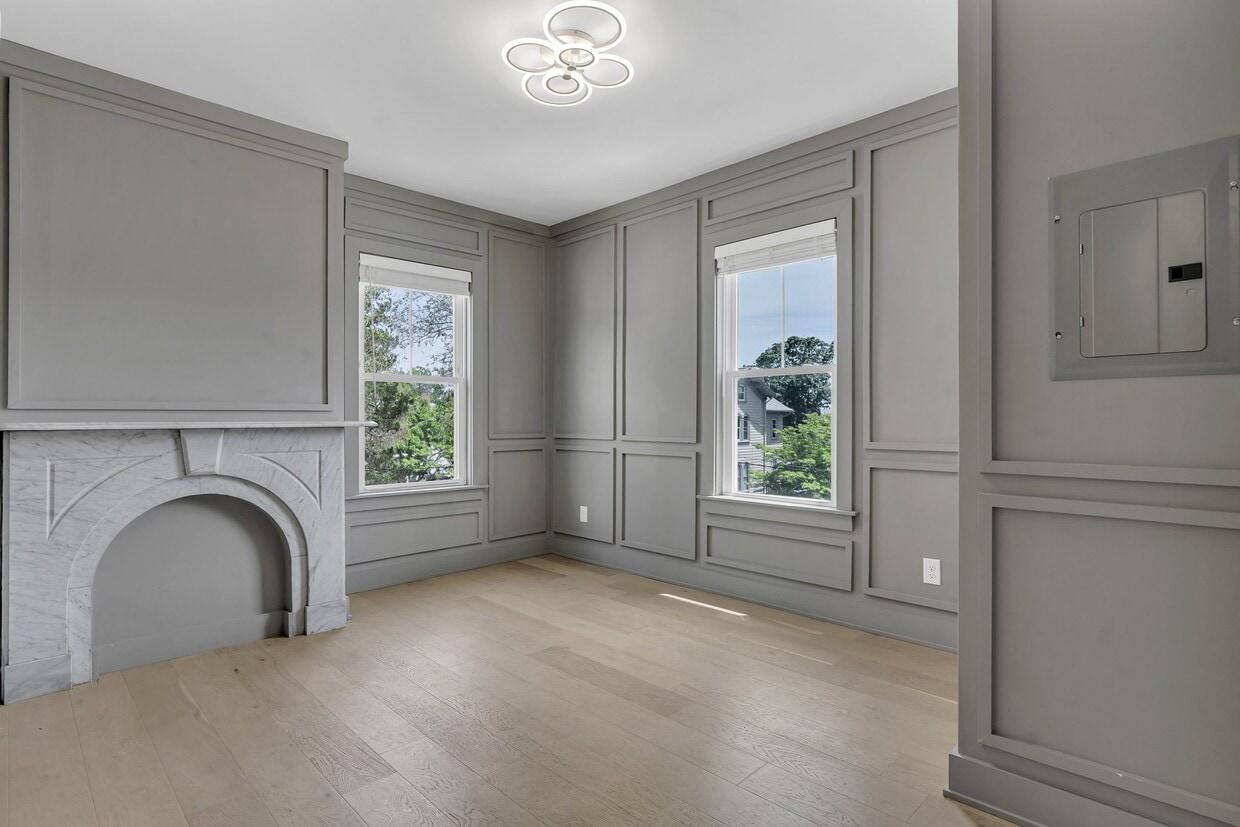Photo - 182 Waterman St (Providence, RI)