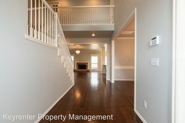 Foto del edificio - 4 br, 3.5 bath House - 6847 E 83rd St
