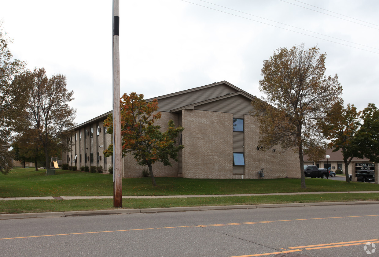 Foto del edificio - School View Square Apartments