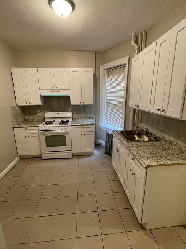 Primary Photo - 109 Ocean Ave