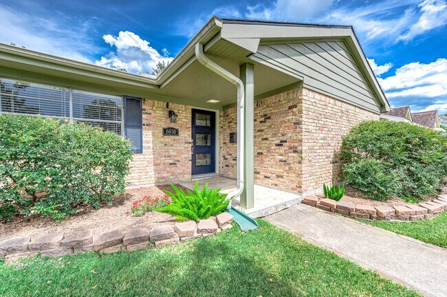 Building Photo - 6030 Warm Springs Rd