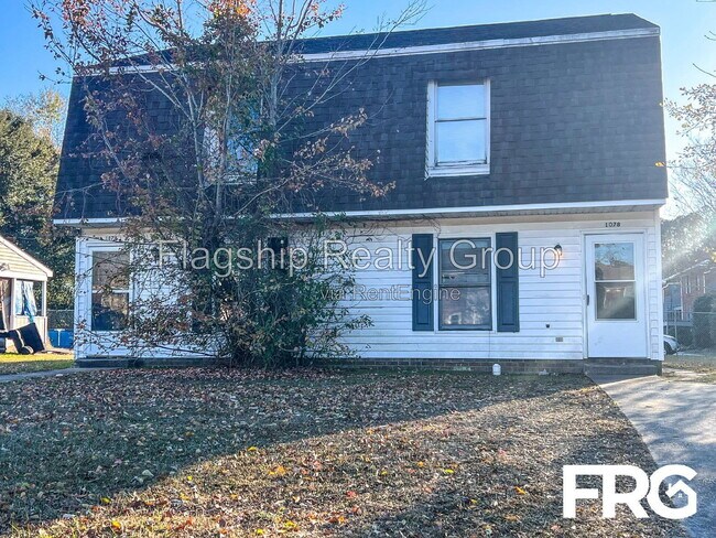 Foto del edificio - 107 Chesterfield Ct