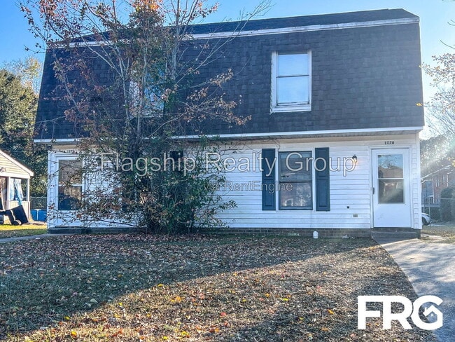 Photo - 107 Chesterfield Court Townhome