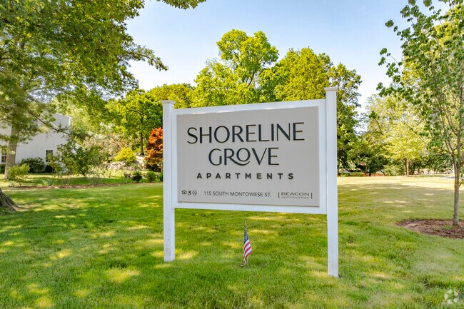 Arboleda de la costa - Shoreline Grove