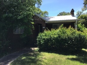 Building Photo - 2015 Glenwood Ave