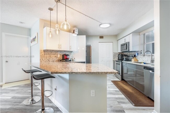 Building Photo - 5962 Morningstar Cir