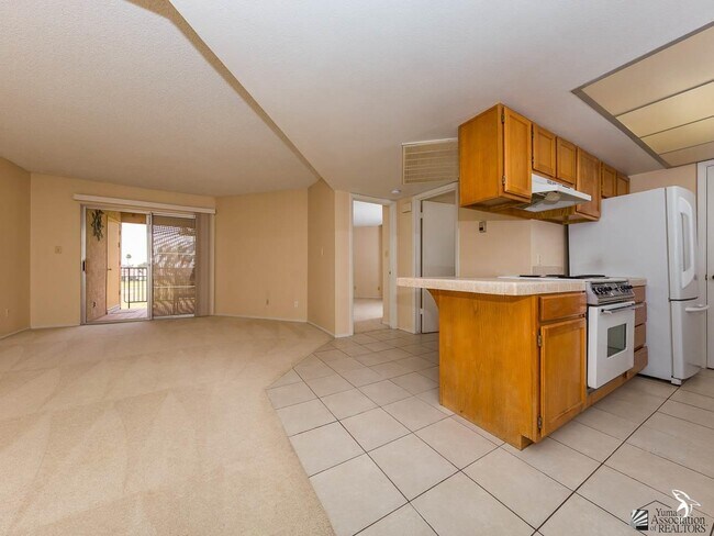 Building Photo - 10688 S Camino Del Sol