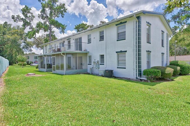 Foto del edificio - 1615 SE 25th St
