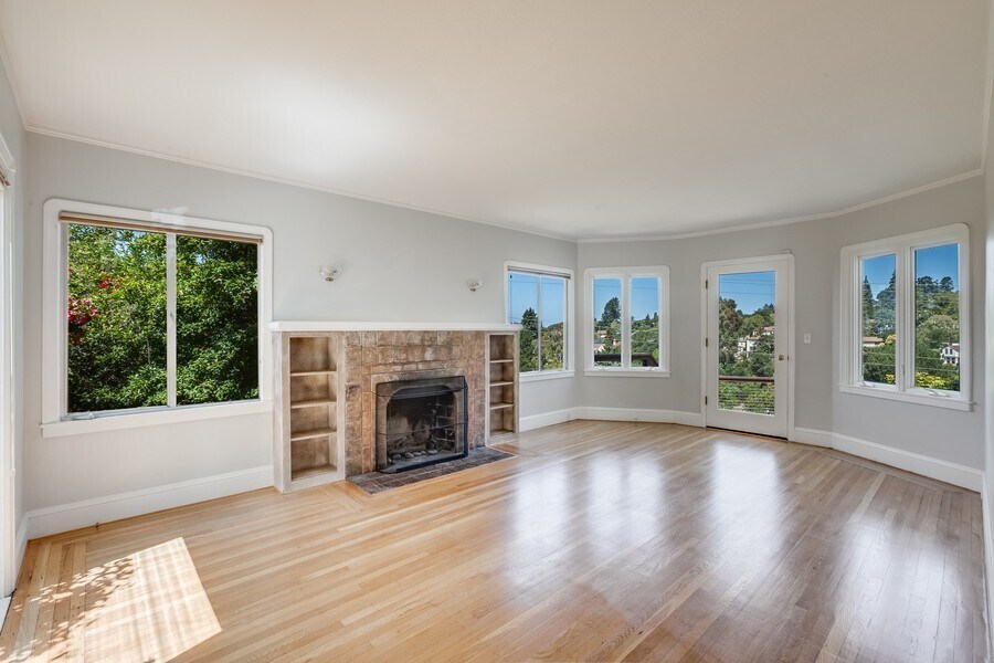 Foto principal - 816 Everett Ave