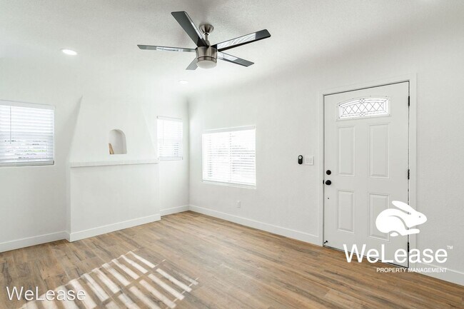 Building Photo - 3 br, 2 bath House - 515 Merlin Drive