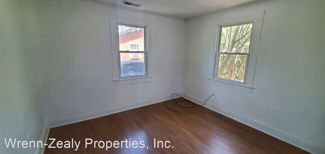 Foto del edificio - 2 br, 1 bath House - 1400 kingston road