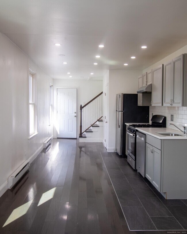 Building Photo - 78 West St