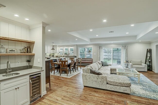 Building Photo - 2611 Tannehill Dr