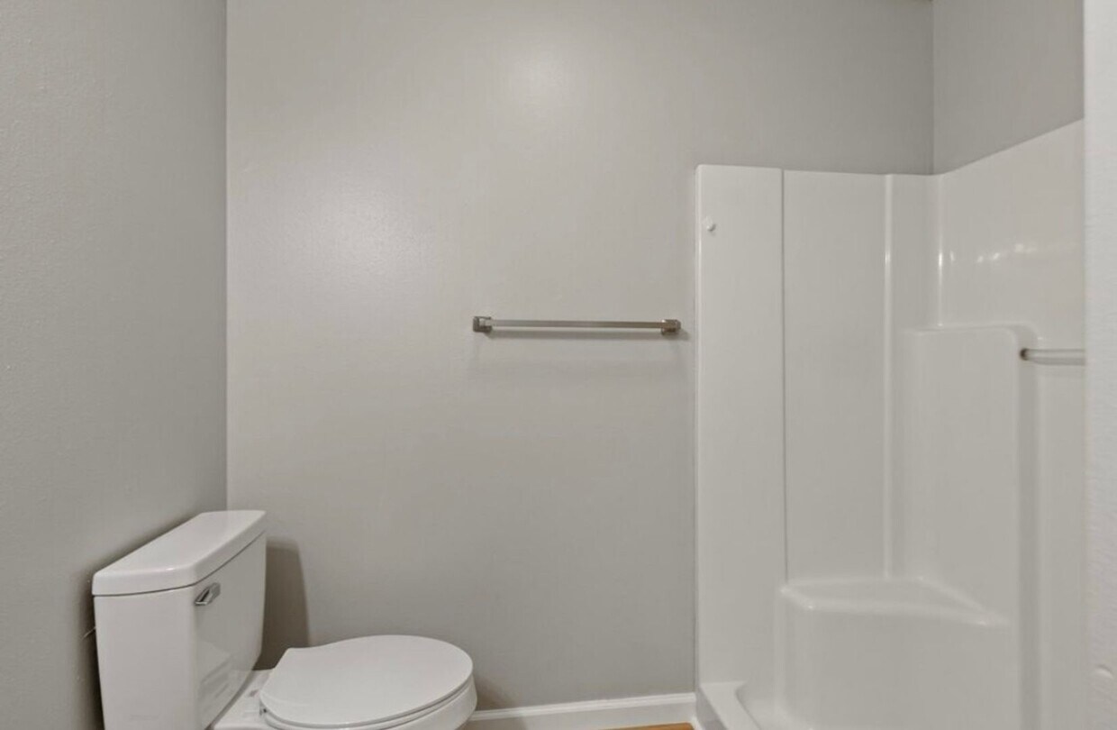Foto principal - 2202 N Pierce Ave