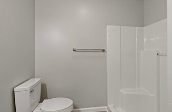Building Photo - 2202 N Pierce Ave