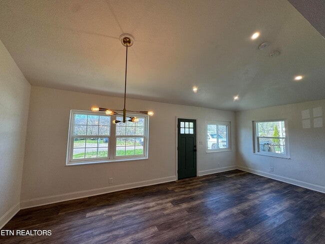 Photo - 1712 Vada Cir House