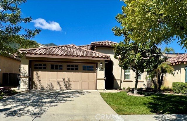 Foto del edificio - 24465 Lupine Ln