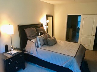Foto principal - 1210 Barclay Blvd