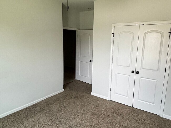 Foto del edificio - 7977 Brown Hickory Ave