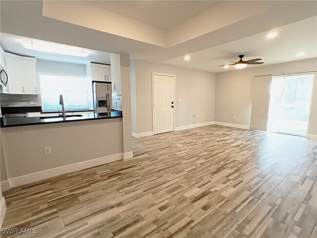 Building Photo - 3407 Winkler Ave