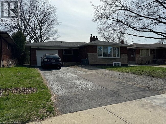 Building Photo - 14 Fisher Crescent