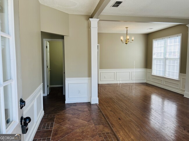 Foto del edificio - 3469 Davenport Park Ln