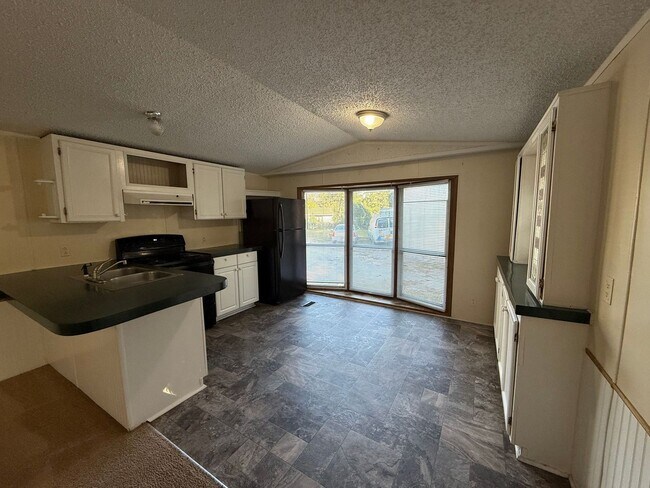 Foto del edificio - 2 Bedroom 1 Bathroom