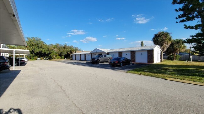 Foto del edificio - 857 Courtington Ln