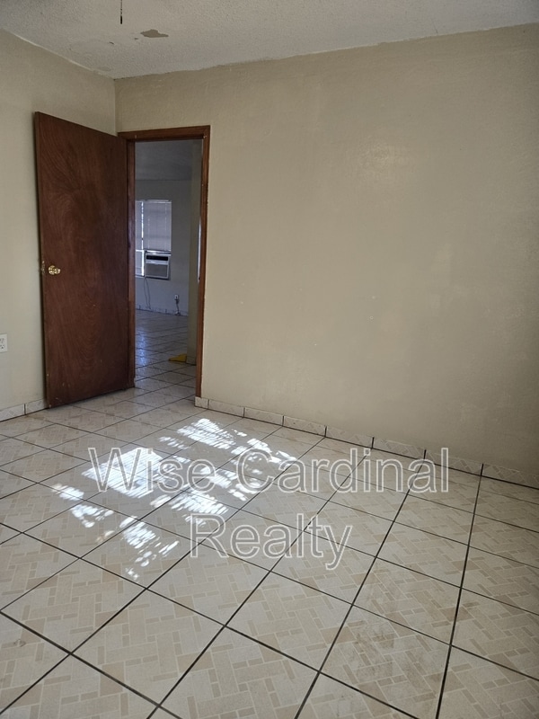 Foto del edificio - 1017 N Main Ave