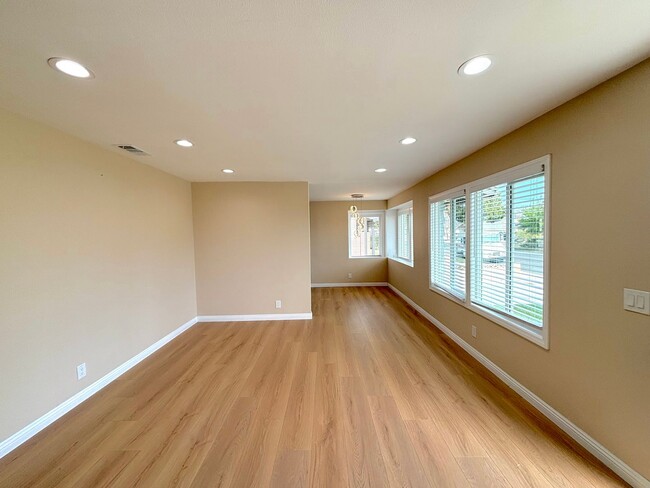 Foto del edificio - Totally remodeled Buena Park home availabl...