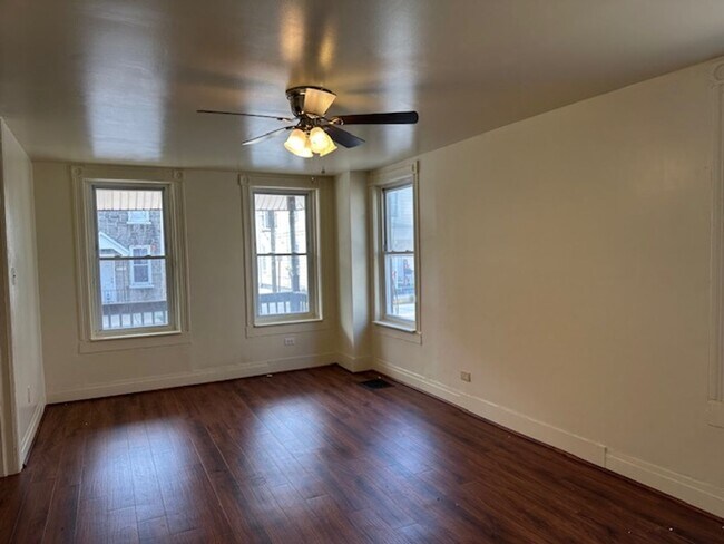 Foto del edificio - 921 Lehman St