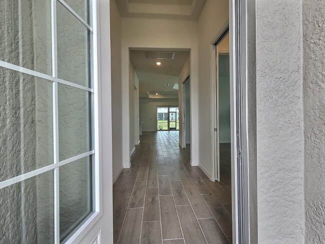 Foto del edificio - 14936 Redbud Ln