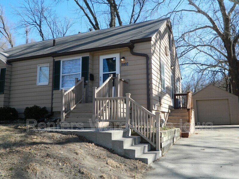 Primary Photo - 1143 65th St