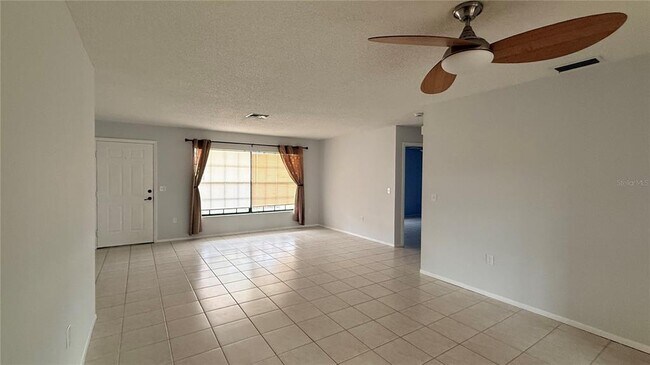 Building Photo - 7846 Royal Hart Dr