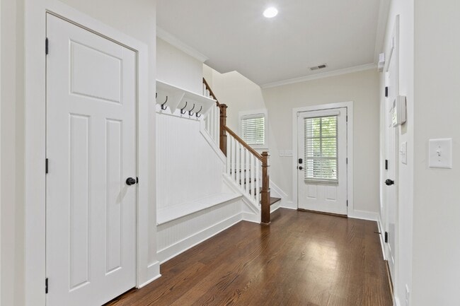 Building Photo - 1455 Reynolds Dr