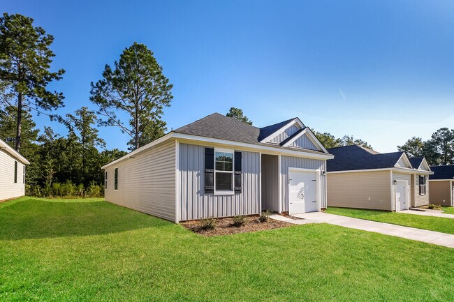 Building Photo - 1308 Warrens Way, Manning, SC