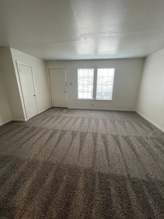 Foto del edificio - 2121 33rd St